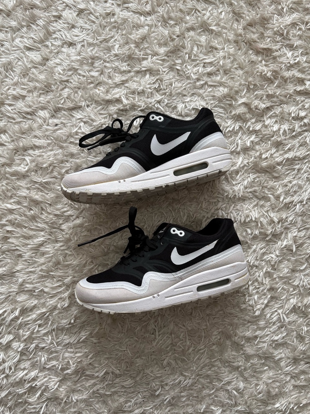 Nike Air Max Black White Ultra Moire Sneakers Women’s 6 - Picture 3 of 7